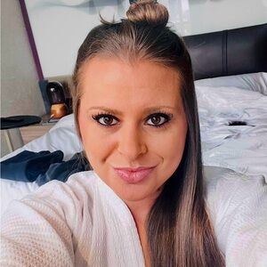 Meet your Posher, Olivia